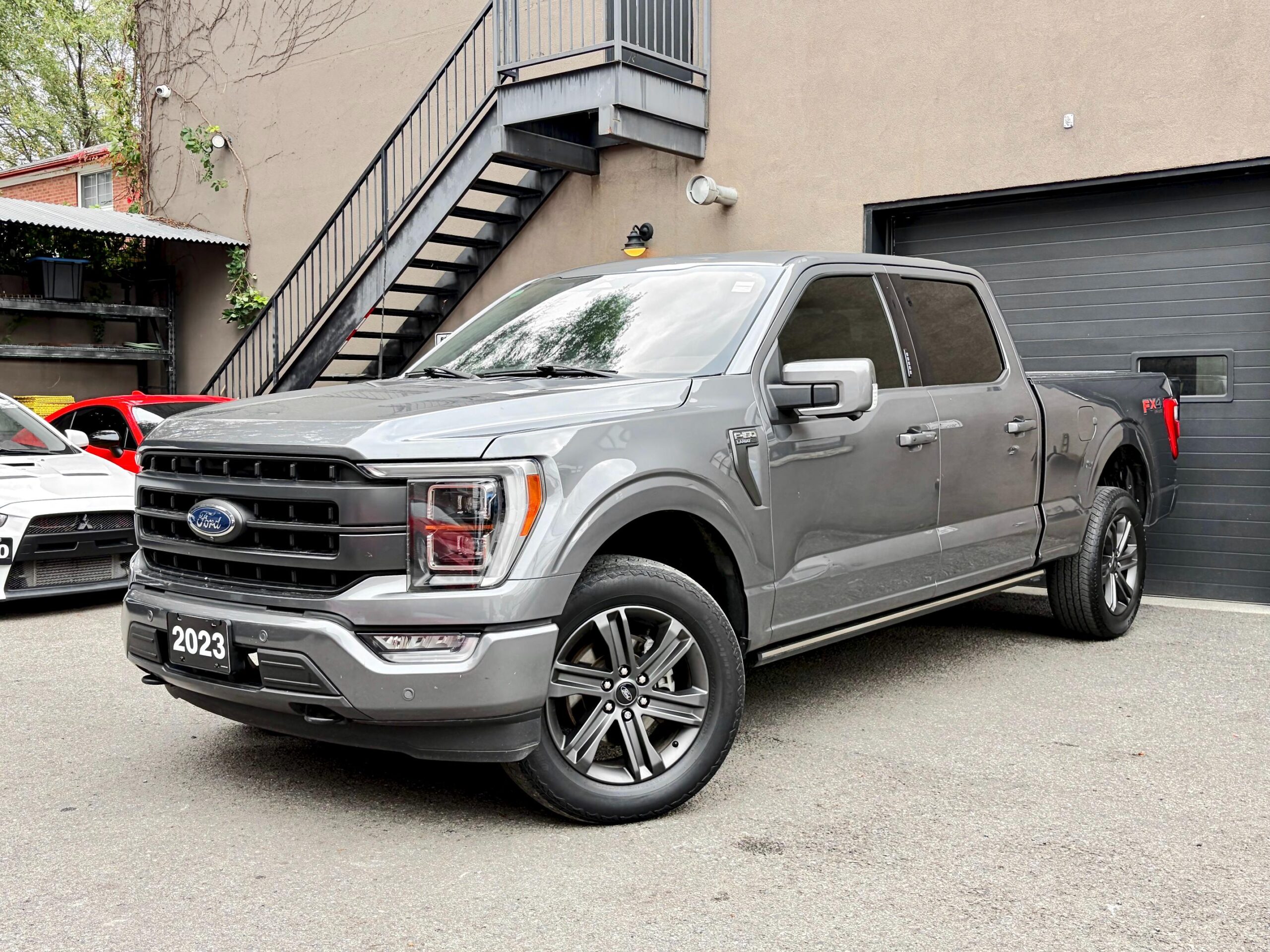 
								2023 Ford F-150 Lariat Supercrew full									
