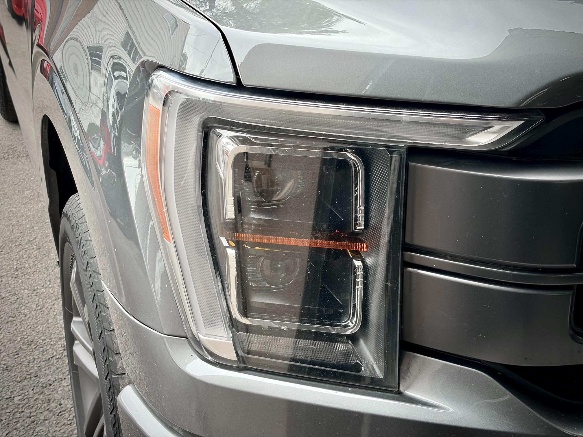 
								2023 Ford F-150 Lariat Supercrew full									