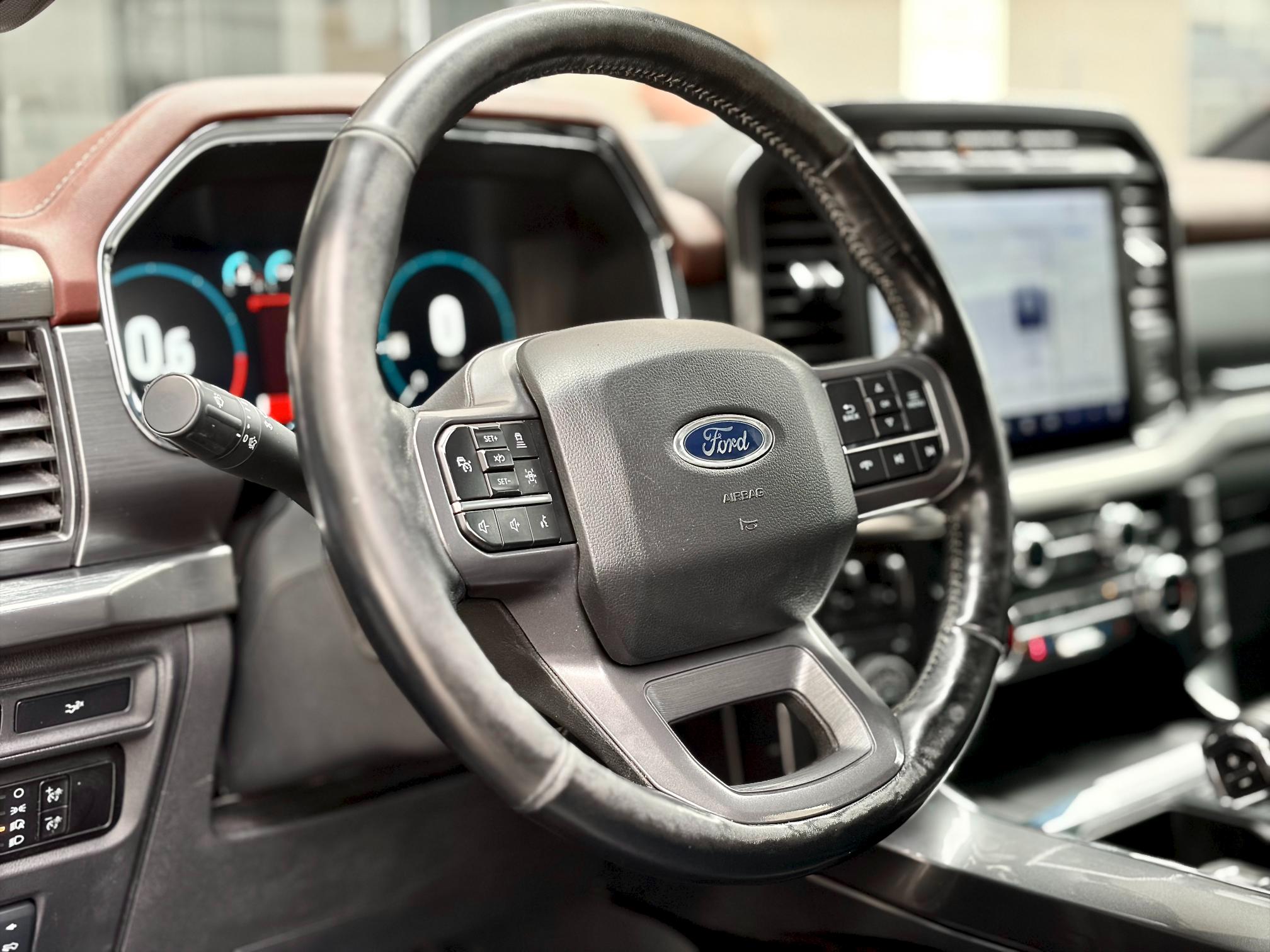 
								2023 Ford F-150 Lariat Supercrew full									