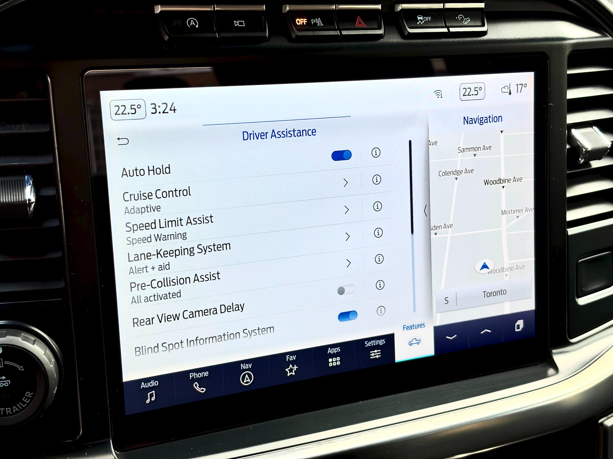 
								2023 Ford F-150 Lariat Supercrew full									