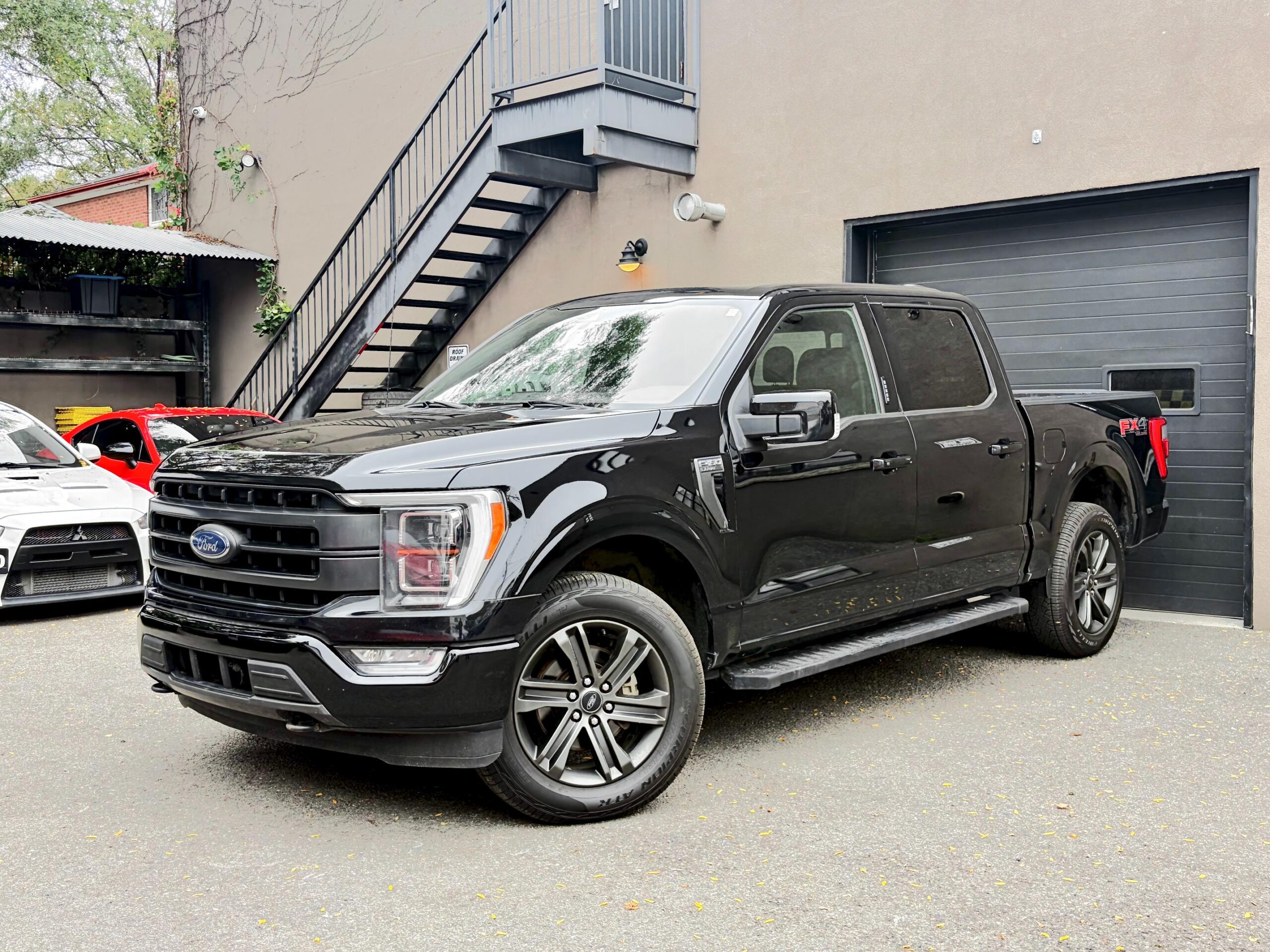 
								2021 Ford F-150 Supercrew Lariat full									