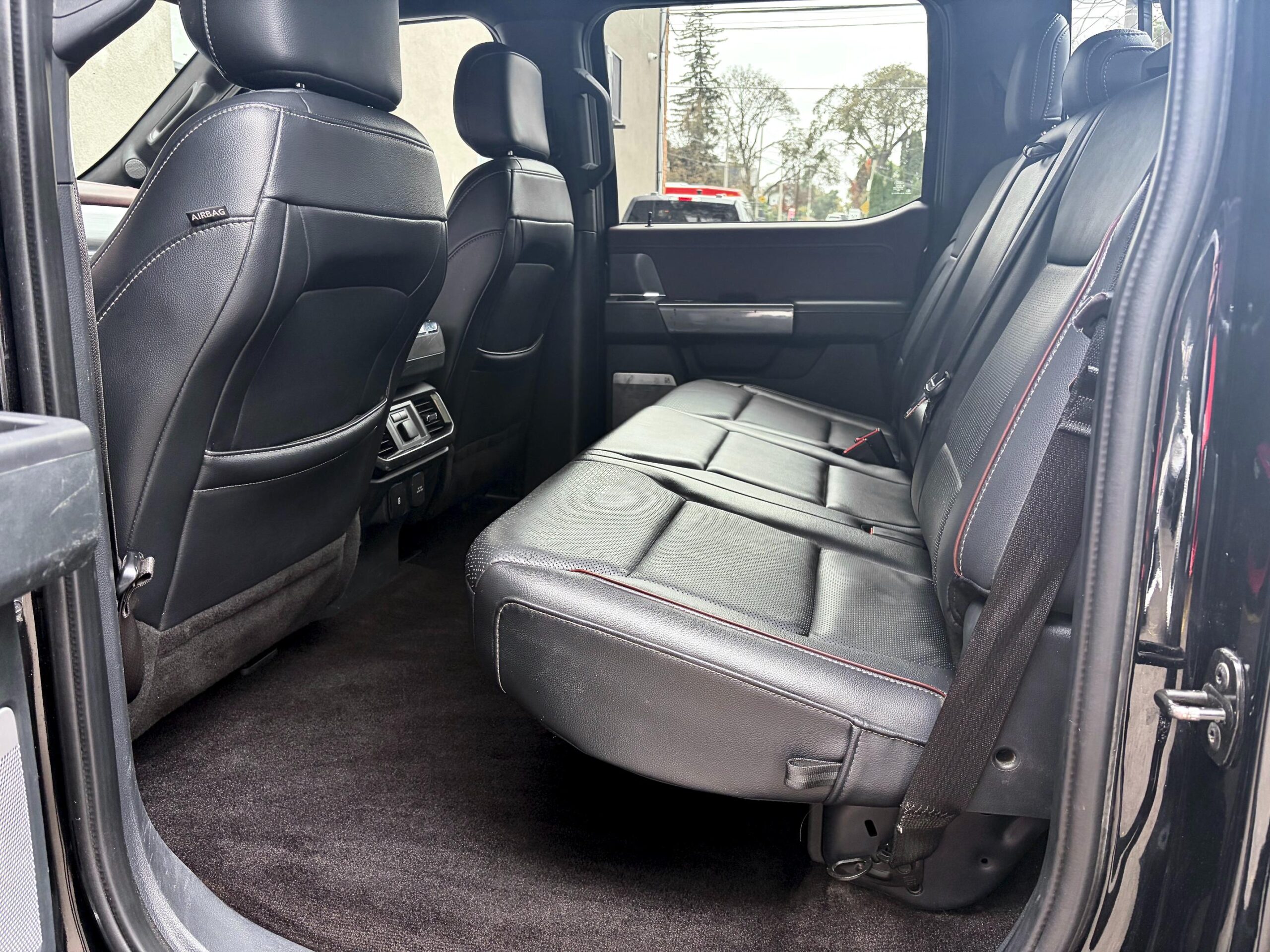 
								2021 Ford F-150 Supercrew Lariat full									