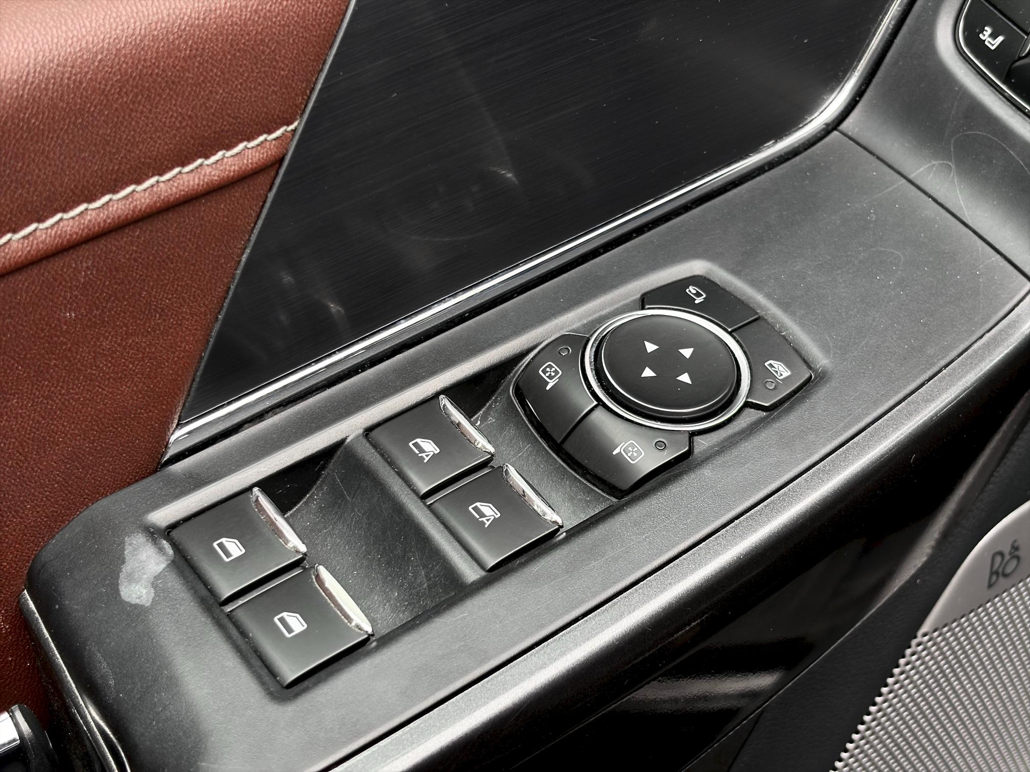 
								2021 Ford F-150 Supercrew Lariat full									