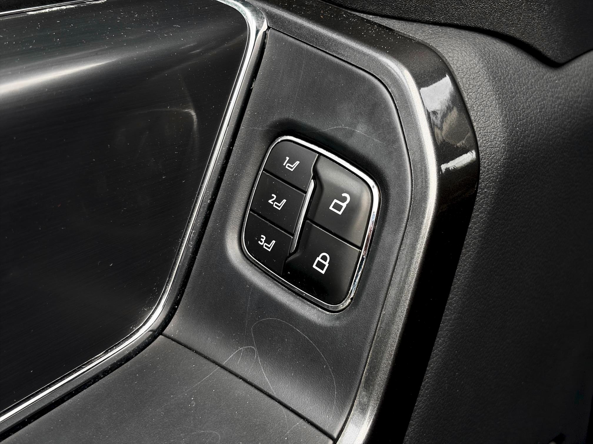 
								2021 Ford F-150 Supercrew Lariat full									