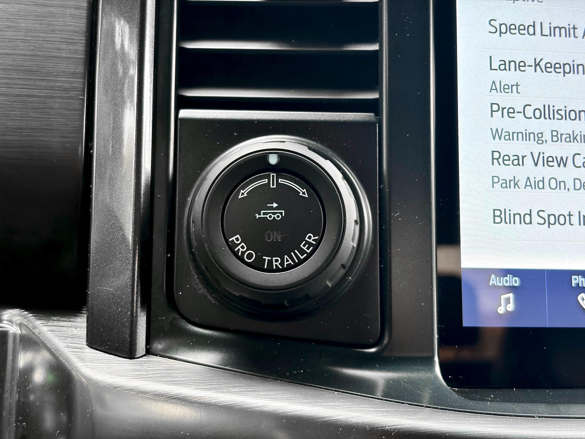 
								2021 Ford F-150 Supercrew Lariat full									