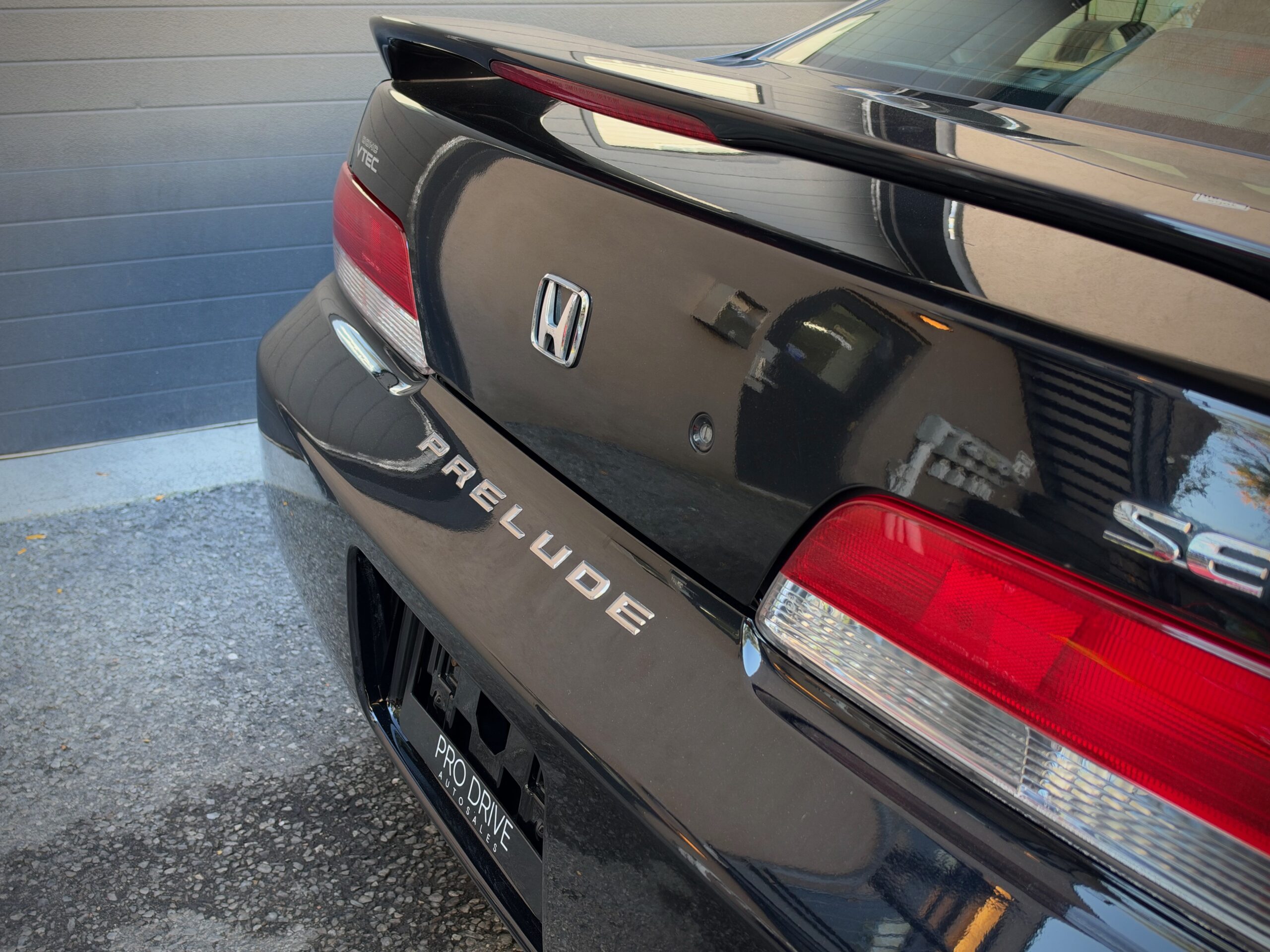 
								2001 Honda Prelude SE full									